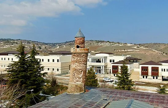 Ulu Cami turistlerin gözdesi olmaya devam ediyor