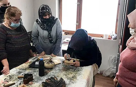 150 yıllık sanat, kadınların elinde hayat buluyor