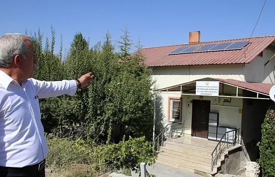 2 köyde çatılara kuruldu, artık kendi elektriklerini üretecekler