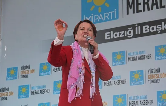 Meral Akşener Elazığ'da vatandaşlara hitap etti
