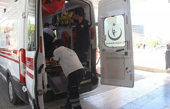 Son dakika! Elazığ'da bıçaklı kavga...