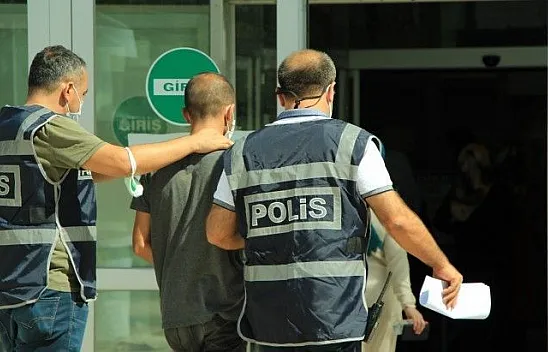 3 ayrı iş yerinden hırsızlık yapan şüpheli yakalandı