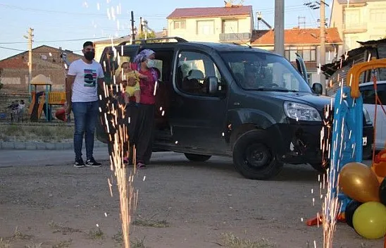 3 çocuk annesine ev sürprizi