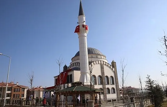 300 kapasiteli 'TOKİ Cami' hizmete açıldı