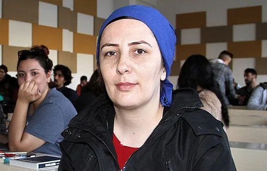 38 yaşında 3'üncü üniversitesini okuyor