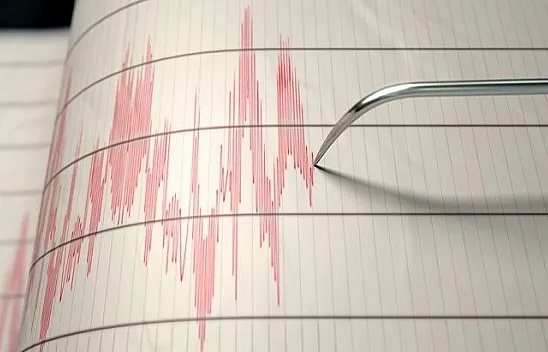 5 büyüklüğündeki deprem sonrası 55 artçı deprem oldu