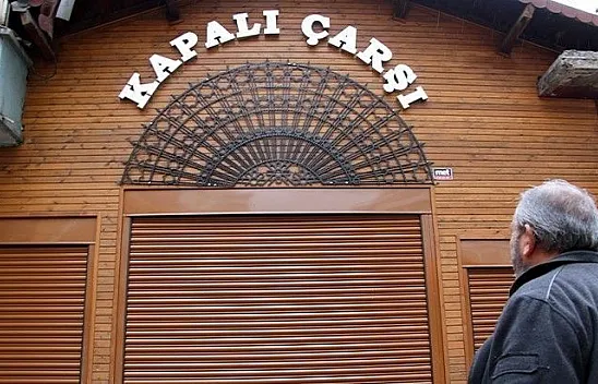 92 yıllık kapalı çarşı ilk defa kapandı