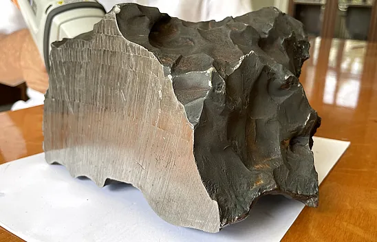 Ağrı'ya 42 yıl önce düşen gök taşı FÜ'de yeniden inceleniyor