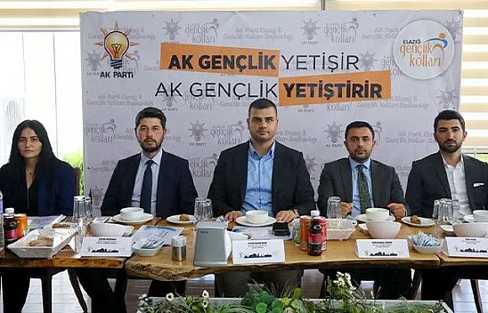 AK Gençlik Elazığ'da gençlerle buluştu
