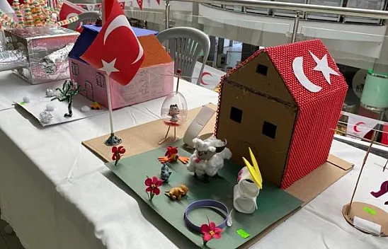 Atık malzemeler oyuncağa dönüştü