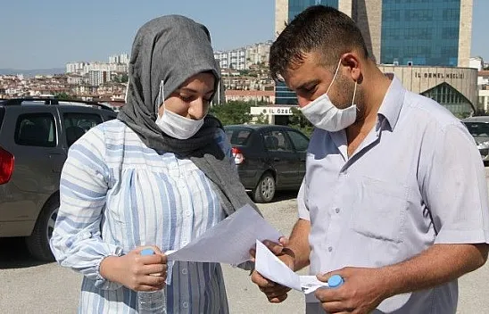 Baba kız birlikte üniversite sınavına girdi