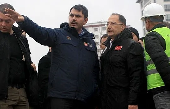 Bakan Kurum, Elazığ'da incelemelerde bulundu