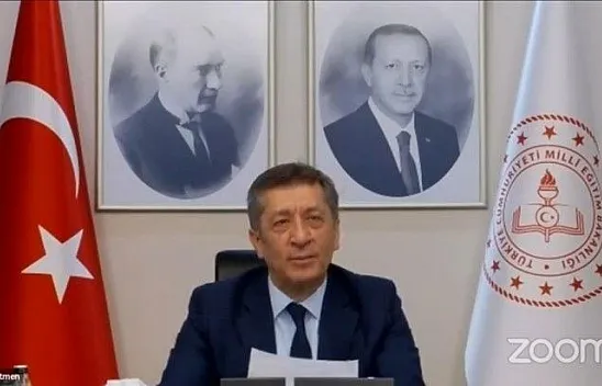 Bakan Selçuk Elazığlı öğrencilerle bir araya geldi