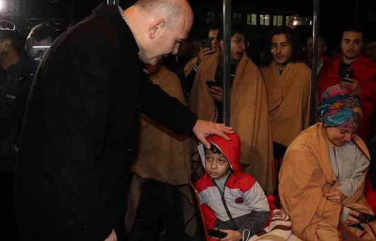 Bakan Soylu deprem bölgesinde