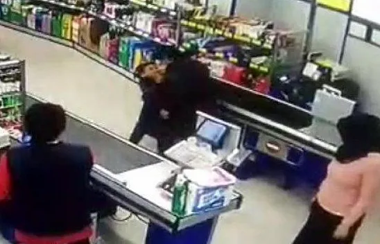 Türkiye'nin konuştuğu dayak atan kadın, bakın kim çıktı?