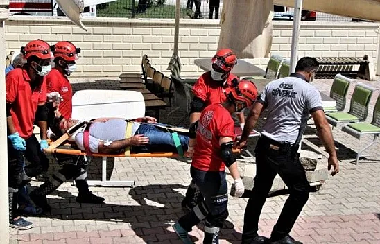 Deprem ve yangın tatbikatı nefes kesti