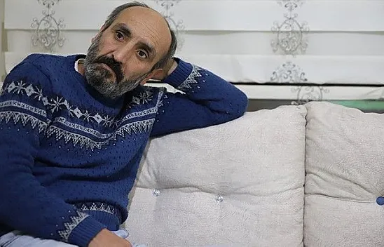 Depremde hamile eşini ve oğlunu kaybetti