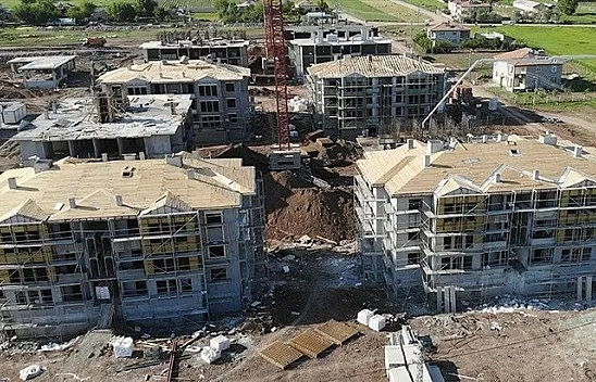 Depremin ardından 8 bin konutun ihalesi yapıldı