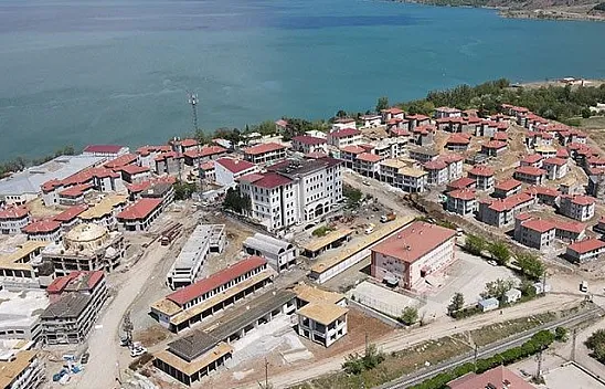 Depremin merkezi Sivrice'de dönüşüm sürüyor