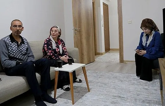 Depremzede ailenin ilk annesiz hüzünlü bayramı