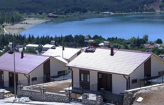 Depremzedeler evlerine yerleşiyor