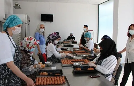 Devlet desteğiyle iş kuran kız kardeşler, 20 kişiye umut oldu
