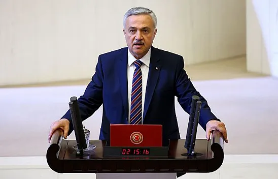 Dokunulmazlık oylamasına Demirbağ da katılarak 'evet' oyu verdi