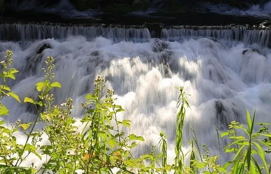 Dünyanın en genç şelalesine ilgi yoğun
