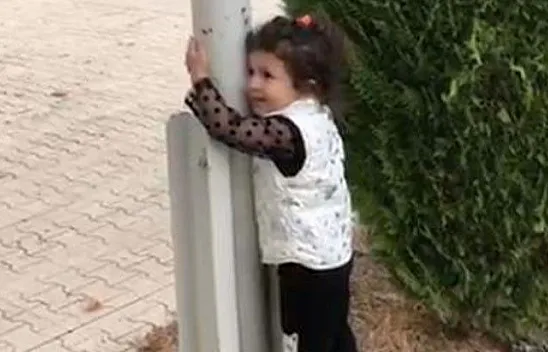 Duygulandıran bayrak sevgisi