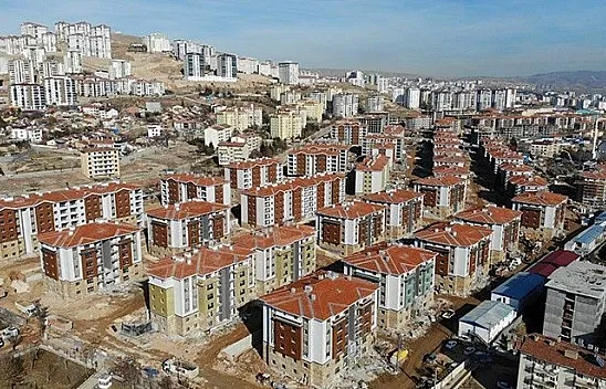 Elazığ'da 100 bin kişiye sıcak yuva