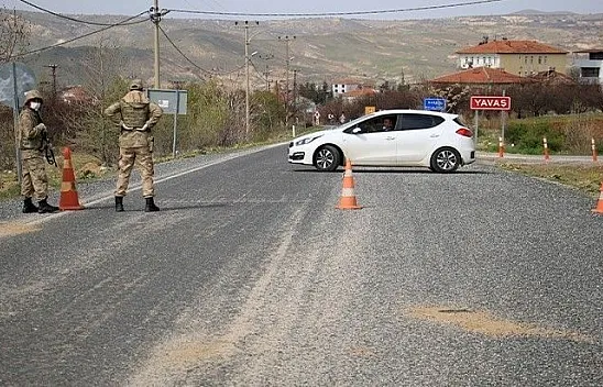 Elazığ'da bir ilçeye giriş çıkış yasaklandı