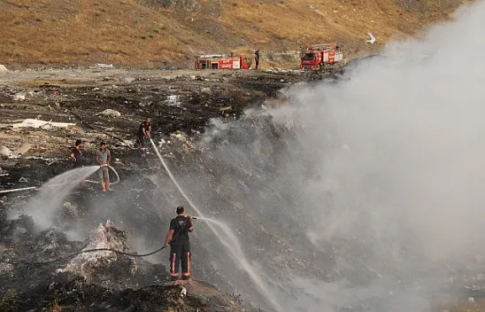 Katı atık depolama alanında yangın