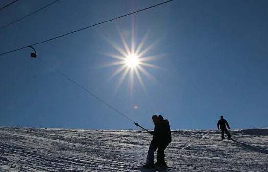 Elazığ'da kayak merkezinde tatilciler festivalle coştu