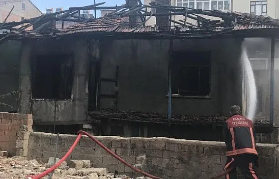 Elazığ'da yangın...