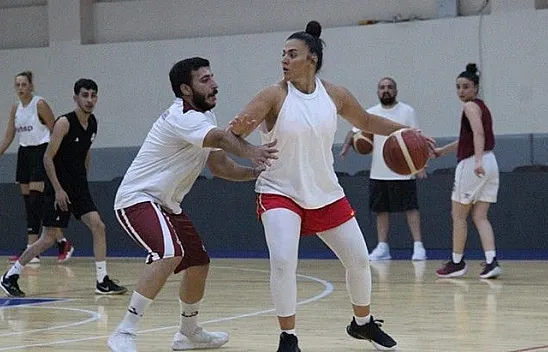 Elazığ İl Özel İdare Kadın Basketbol Takımı hazırlıklara başladı