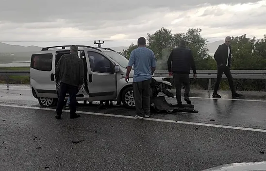 Elazığ-Pertek karayolunda trafik kazası