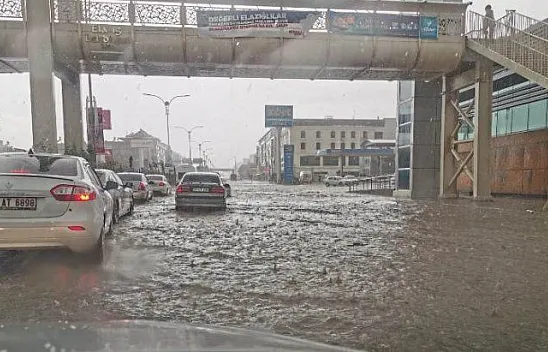 Elazığ sular altında