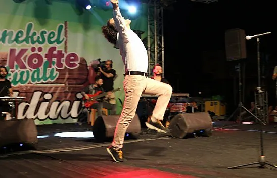 Elazığ'da Oğuz Aksaç konseri