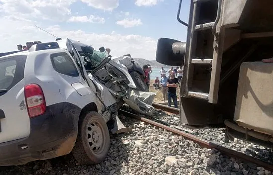 Elazığ'daki tren kazasından acı haber!