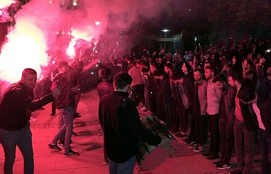 Elazığlılar '23. sahur halayı'nda buluştu