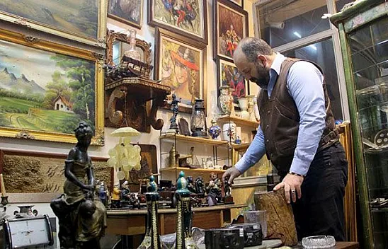 Emekli askerin antika koleksiyonu hayran bıraktı