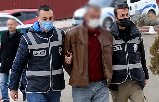 Eski sevgilisinin evini yakan şahıs yakalandı