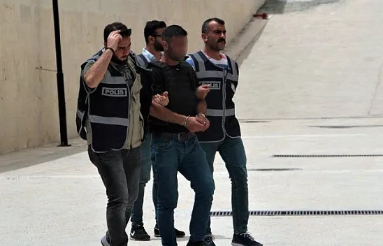 Cinayet zanlısı adliyeye sevk edildi