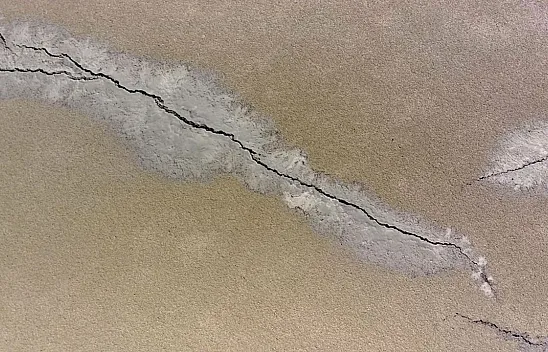 Fay hattındaki zemin sıvılaşması havadan görüntülendi