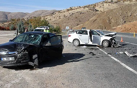Feci kaza! Yaralılar var...