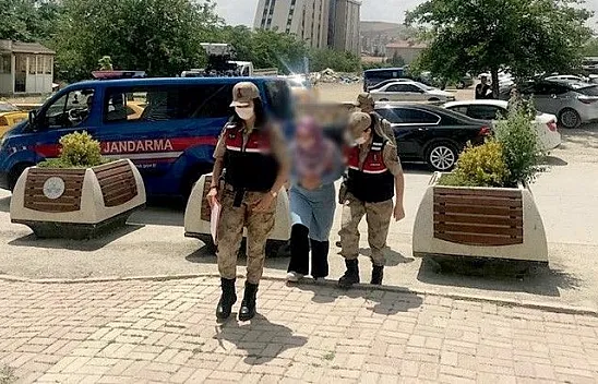 FETÖ'den aranıyordu! Tutuklandı…