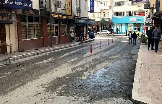 Garsonlarla tartıştı, yanlışlıkla arkadaşını öldürdü