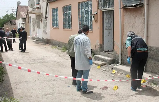 İntikam için 2 çocuğu vurdu