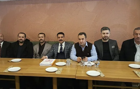 Başkan adayı Macit belgelerle iddialara cevap verdi