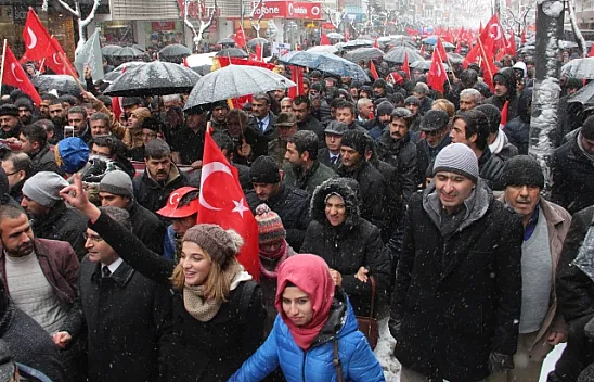 Elazığ'da teröre lanet yürüyüşü